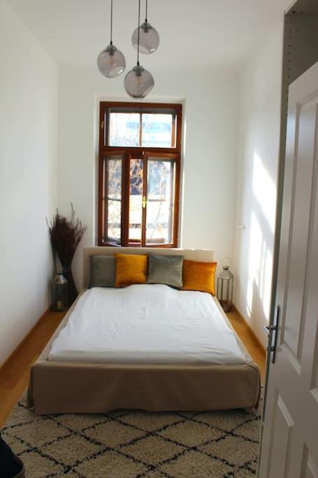 Paraderma Apartment Im Zentrum Baden Bei Wien Екстериор снимка