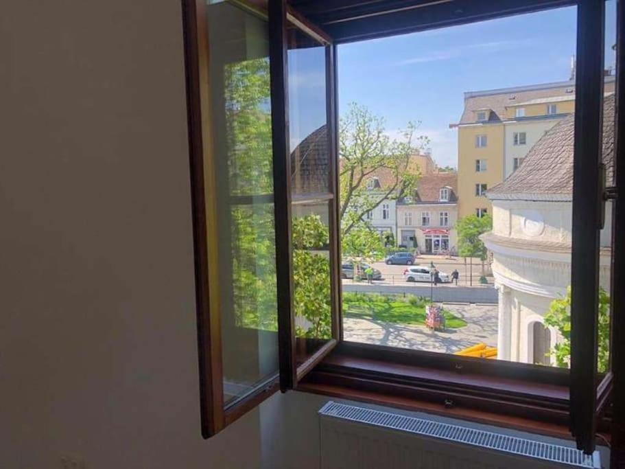 Paraderma Apartment Im Zentrum Baden Bei Wien Екстериор снимка