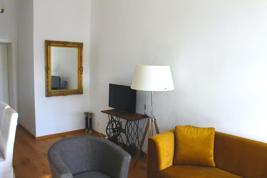 Paraderma Apartment Im Zentrum Baden Bei Wien Екстериор снимка